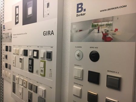 Schalterprogramme in der Ausstellung